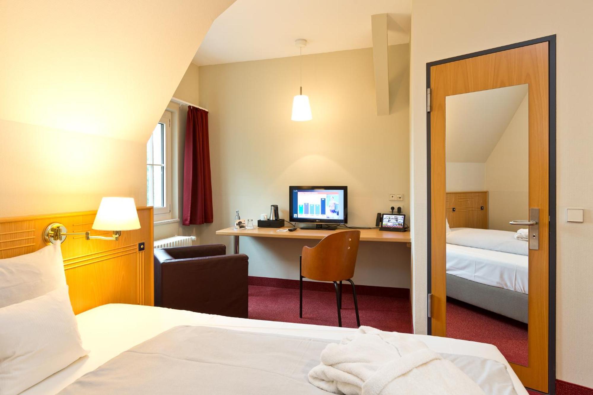 Spa Hotel Amsee Waren  Exterior photo